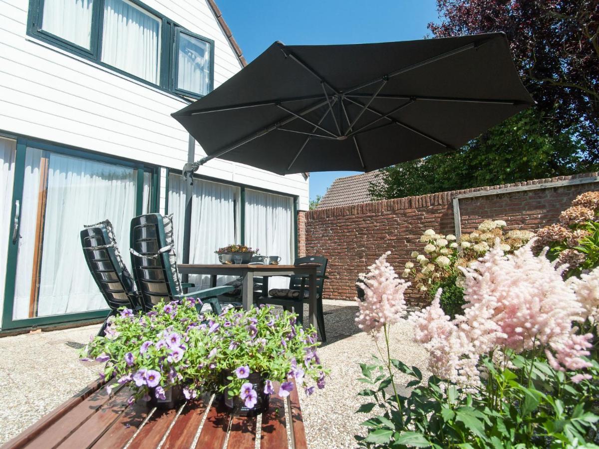 Attractive Holiday Home With Garden Нордвейкергаут Екстер'єр фото